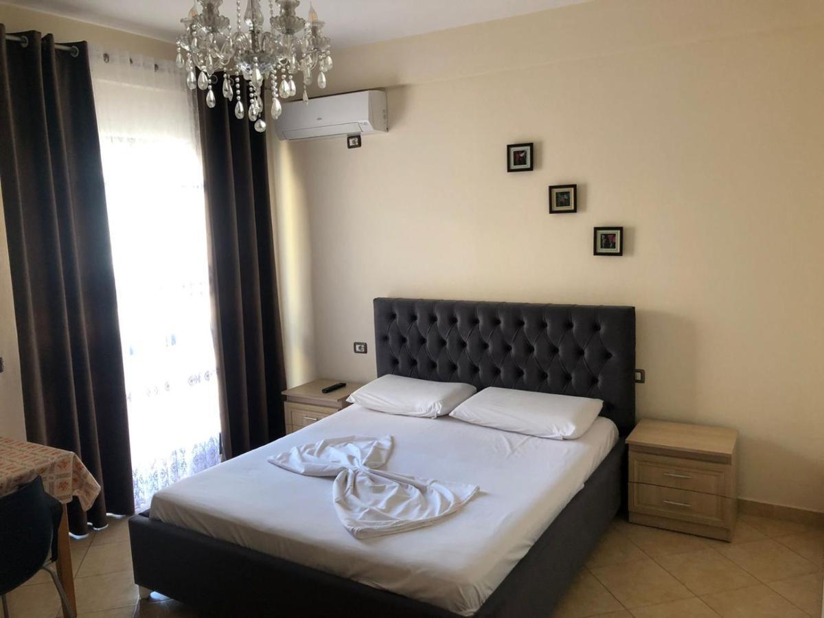 Vila Vera Durrës Exterior foto