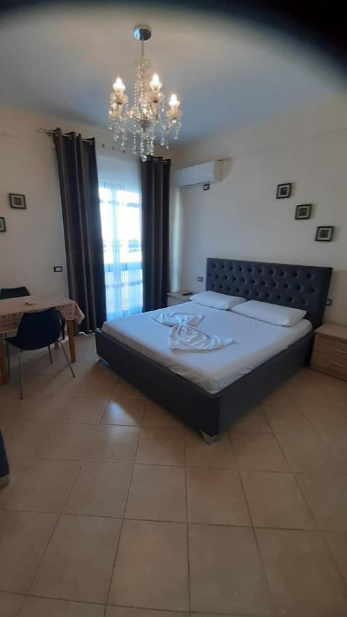 Vila Vera Durrës Exterior foto